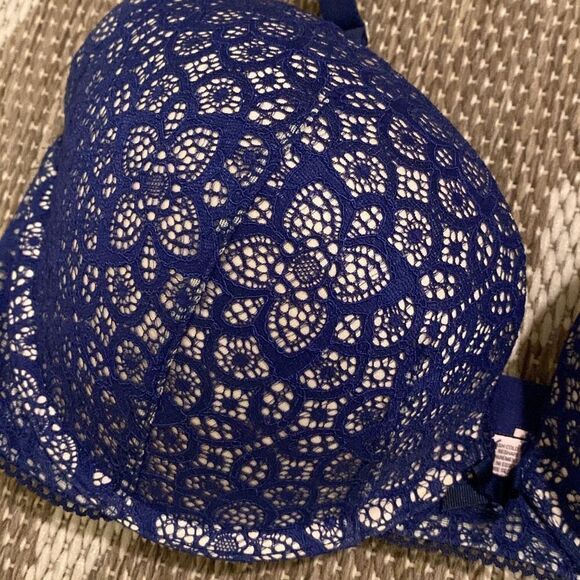 Victoria’s Secret dream angels push-up bra, size 36DD - Picture 2 of 5